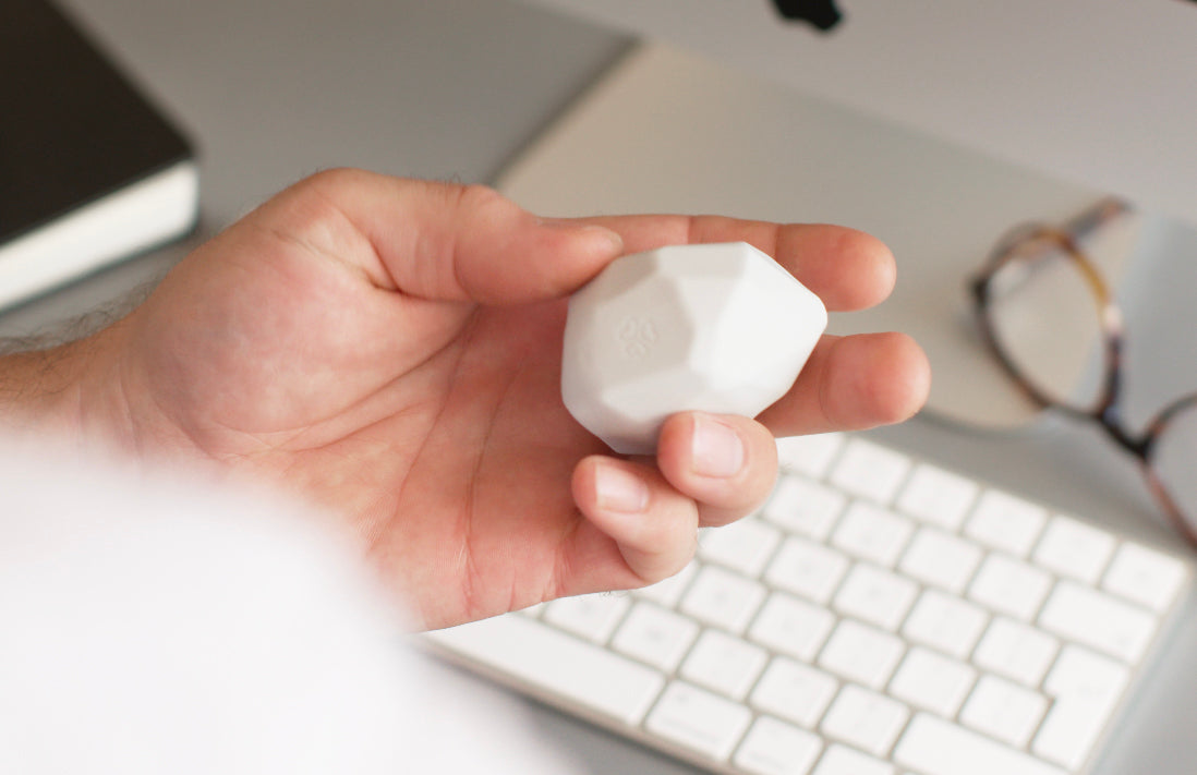 The 5-Minute Massage Ritual That Melts Away Workday Stress