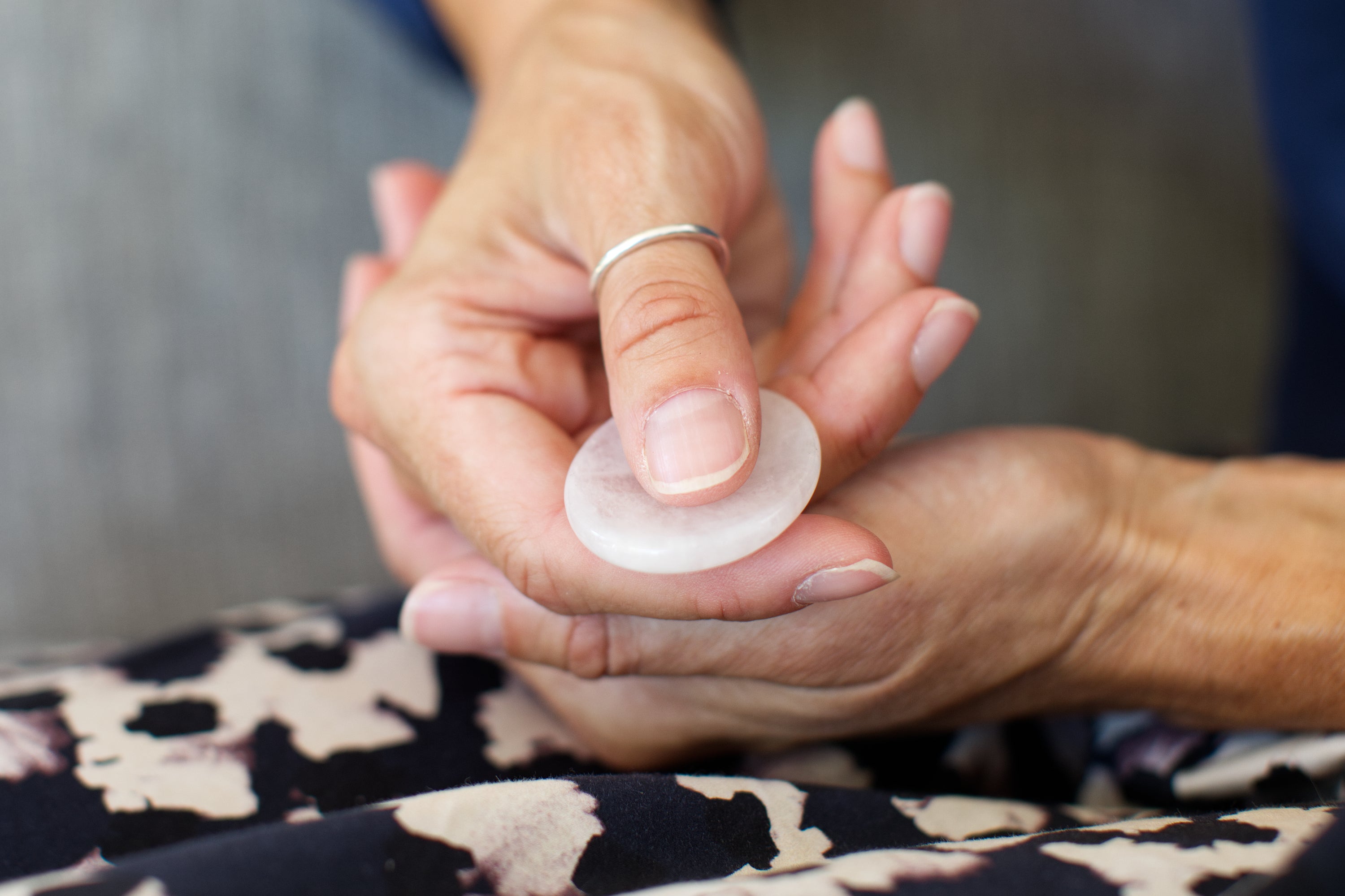 AYA Rose Quartz Thumb Stone